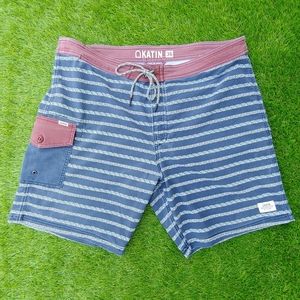Excellent Used Condition Men's KATIN Blue Tribal Stripe Board Shorts Size 36